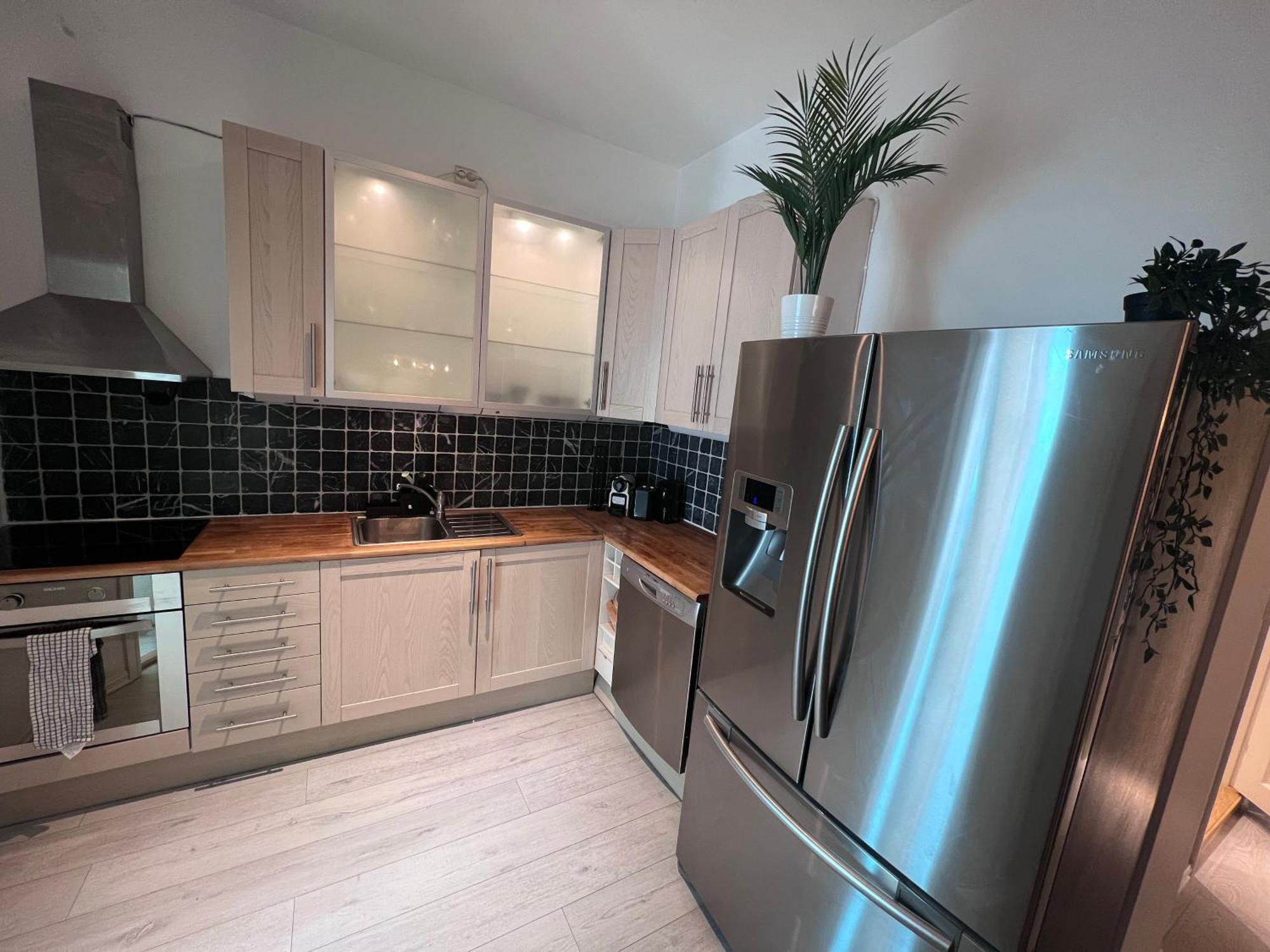 Cozy Room With Smart Solutions Grunerlokka Central Happy Days Oslo Bagian luar foto